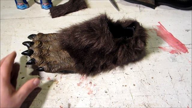 Werewolf Costume Project - The Feet смотреть онлайн