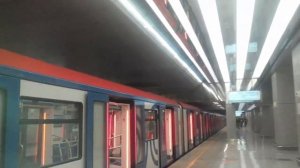 Электропоезд 81-765.4/766.4/767.4 «Москва-2019» на станции метро «Нижегородская» Некрасовской линии