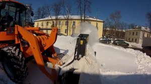 Погрузчик ВМЕ 1565 и роторный снегометатель