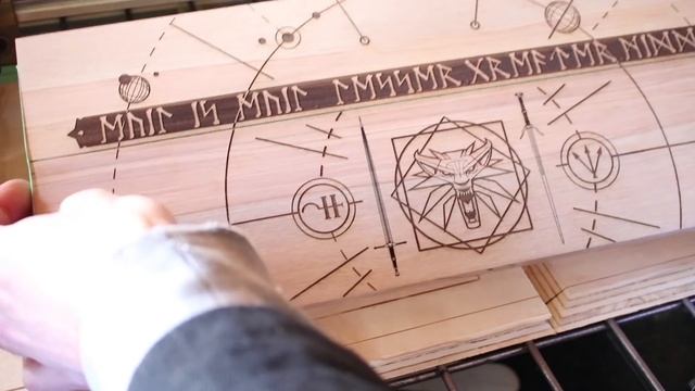 The Witcher's Wooden Alchemy Chest // Woodworking Build смотреть онлайн