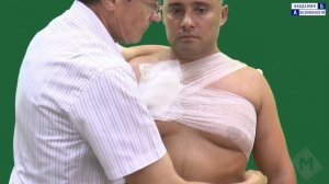Наложение первичной повязки при проникающем ранении грудной клетки