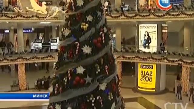 Отдать долги, купить продукты и накрыть стол: чем живут белорусы за несколько часов до Нового года смотреть онлайн