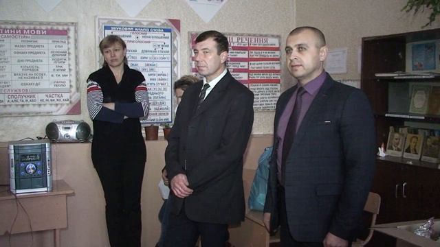 З Миколаєм привітали дітей у Санжарисі смотреть онлайн