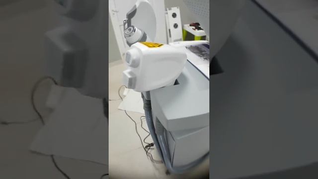 Охлаждение диодной манипулы для удаления волос смотреть онлайн