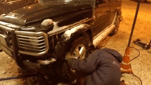 Замена запаски на Gelandewagen G 500