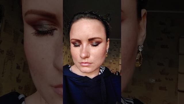 Красивое сочетание оранжевая зелень??? смотреть онлайн