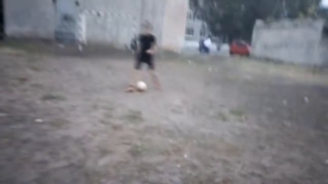 Попадаю в створ ворот смотреть онлайн