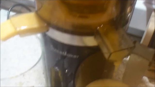Zelmer JP 1500 vs 8 oranges смотреть онлайн