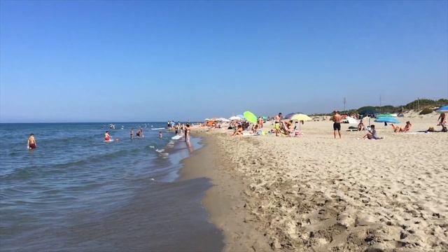 A Morning Jog on Torvaianica Beach смотреть онлайн