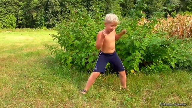 Даня зажигает. смотреть онлайн