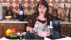 Делаем колбаски на мясорубке Scarlett SC-MG45S61