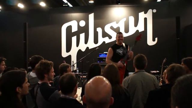 Jeff Waters - Gibson booth MusikMesse Frankfurt 2011 смотреть онлайн