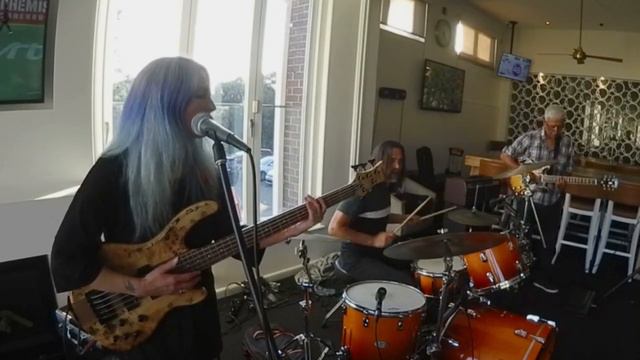 Rebecca Johnson Band * COMPILATION* (QSC Touchmix 16) (18/4/21)