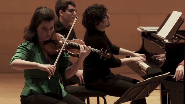 A.Piazzolla - Oblivion (piano trio arrangement by J.Bragato) смотреть онлайн