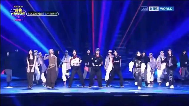 (JYP nation) Stray Kids x Itzy x NMIXX Collab stage at KBS Gayo Daechukje 2022 смотреть онлайн