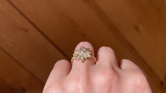 Astra Starburst Diamond Ring смотреть онлайн