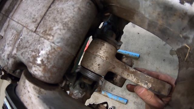 RM125 rebuild disassembly 2-stroke build from home смотреть онлайн