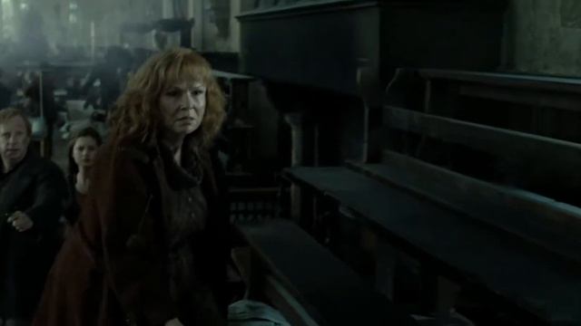 |Molly Weasley Vs. Bellatrix Lestrange| (Harry Potter and the Deathly Hallows Part 2 ) смотреть онлайн