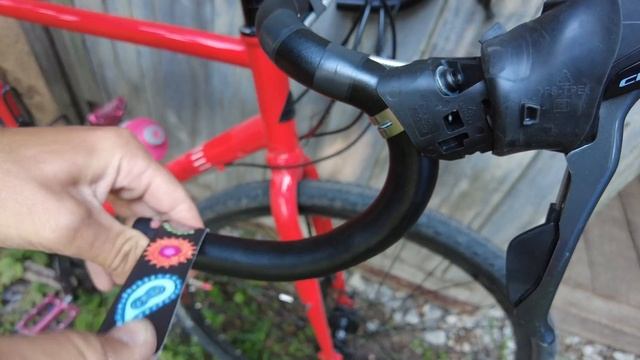 Меняем стоковую обмотку руля Marin Nicasio на Cycology Boho смотреть онлайн