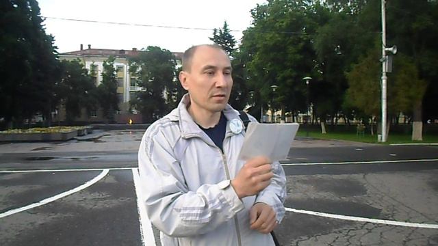 Вологжанин публично сжег свой паспорт! #ГужевTV смотреть онлайн