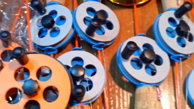 Набор готовых удочек для зимней ловли Хариуса и Ленка на реке Терсь для рыбака из г.Новокузнецка смотреть онлайн