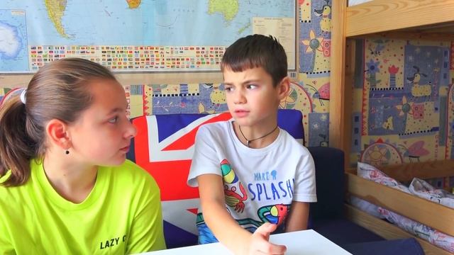 Кто-то ГОЛОДАЕТ, кто-то ПЕРЕЕДАЕТ. ОТКУСИ,  ЛИЗНИ или НИЧЕГООО челлендж!