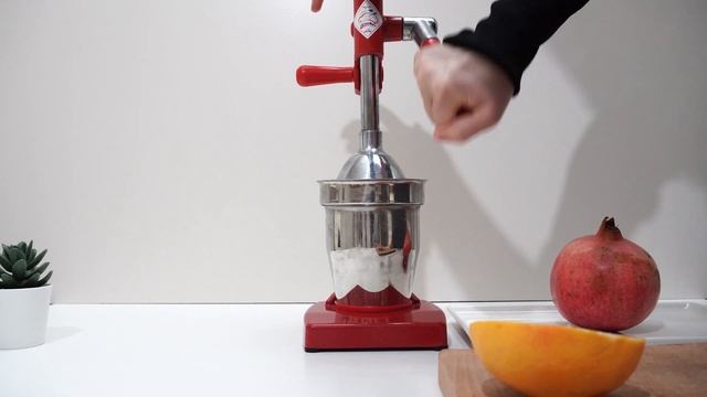 BİM NARENCİYE SIKACAĞI ALINIR MI ? HİÇ KİMSENİN BİLMEDİĞİ ÖZELLİKLER ? KATI MEYVE SIKACAĞI TAVSİYE смотреть онлайн