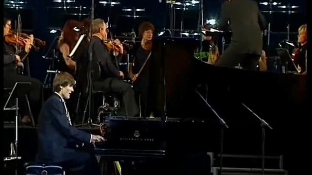 V. Shimkus plays Shostakovich Piano Concerto No. 1 (2/2) смотреть онлайн