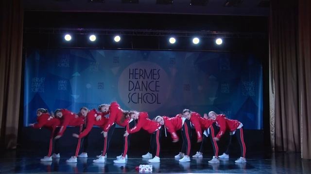 TEAM CREW FAMILY (HERMES Dance) смотреть онлайн