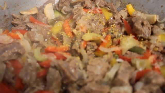 ГРЕЧНЕВАЯ ЛАПША С МЯСОМ!! ETLI QARABAŞAĞ SPAGETTISI/(QREÇKA) KARABUĞDAY/ПРОСТО И ВКУСНО!