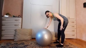 8 упражнений для укрепления спины и позвоночника. Упражнения с фитболом для спины