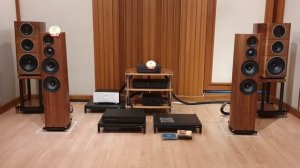 QUAD Vena 2 Play & Wharfedale EVO4.4