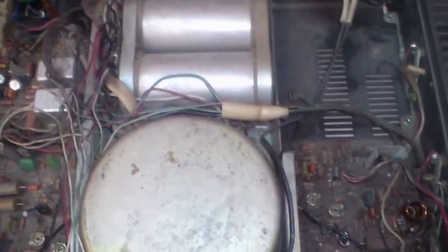 Амфитон 75У202С. Как я удалил селектор входов. смотреть онлайн