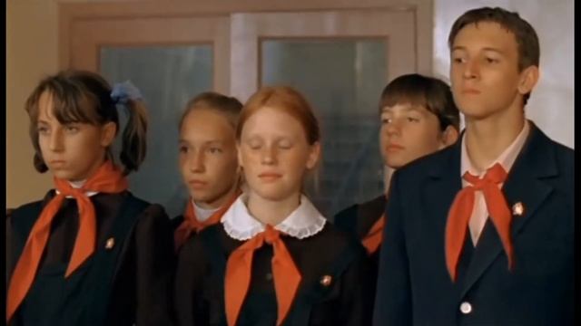 Савку исключают из пионеров смотреть онлайн