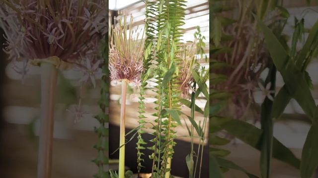 OASIS® Floral Italia - Pinholder Metallico #fiori #fiorista #floradesign #oasis #spugna