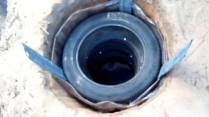 Дренажный колодец из автопокрышек