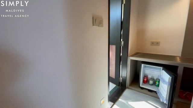 Oblu Xperience Aliafushi Maldives - Water Villa Room Tour смотреть онлайн