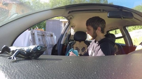 Чем помыть ремни безопасности в 2020 году?Когда ремни высохли,они начали просто ЛЕТАТЬ)!!!