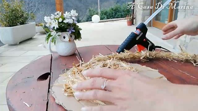 Гнездо для курочек несушек своими руками??/Nido per galline смотреть онлайн