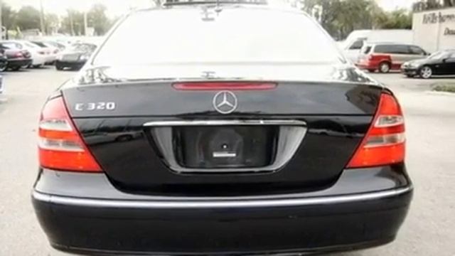 2005 Mercedes-Benz E320 w/Navigation смотреть онлайн