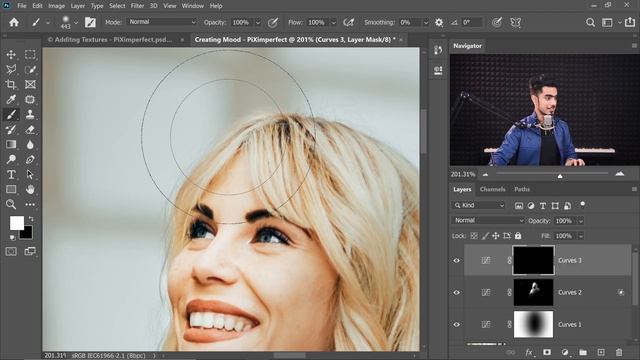 5 Easy Steps to Create Mood in Photoshop! смотреть онлайн