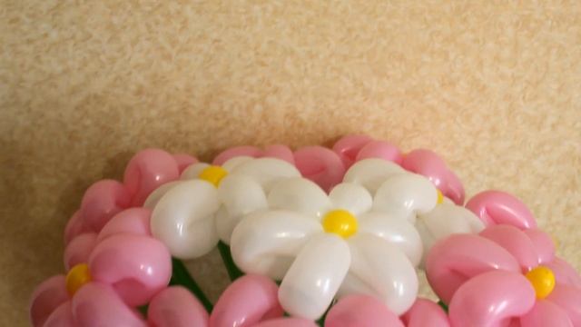 Цветы из воздушных шаров Букет ромашек из шдм Flowers of balloons смотреть онлайн