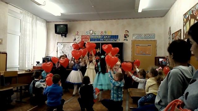 Поздравление мамам на 8- е марта смотреть онлайн