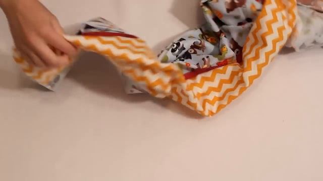 EASIEST Pillowcase - Only Three Seams | How to - Whitney Sews смотреть онлайн