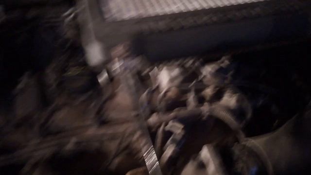 Странный звук в двигателе Hyndai santa fe classic смотреть онлайн