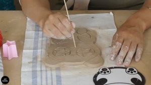 Мастер-класс по лепке из глины тарелочки для детей!