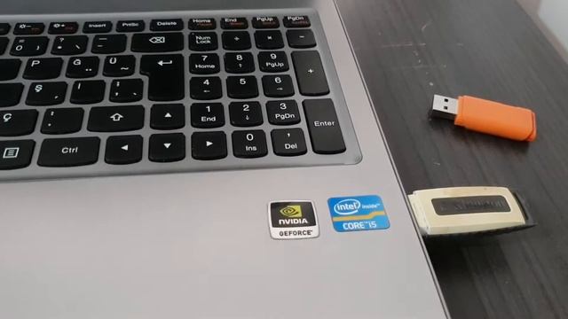 Lenovo Ideapad Z500 USB BOOT