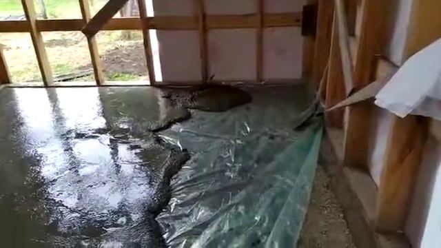 Заливка стяжки полов по полиэтилену смотреть онлайн