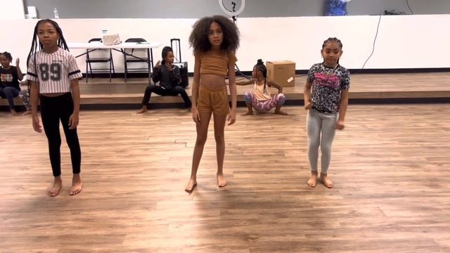 Best 8 counts will be put in stand battle routine! смотреть онлайн