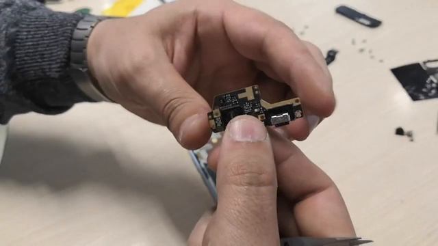 ЗАМЕНА ДИСПЛЕЯ XiAOMi REDMi 8T, Как Быстро Поменять Дисплей на Redmi 8T смотреть онлайн